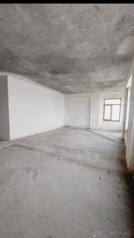 Satılır 4 otaqlı mənzil 199 m²