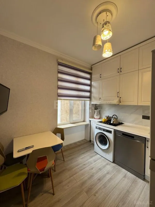 Satılır 3 otaqlı mənzil 90 m²