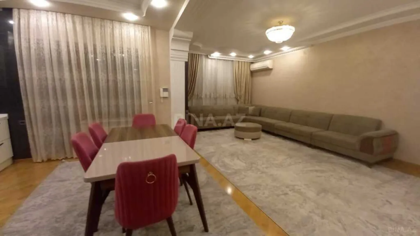 Satılır 3 otaqlı mənzil 115 m²