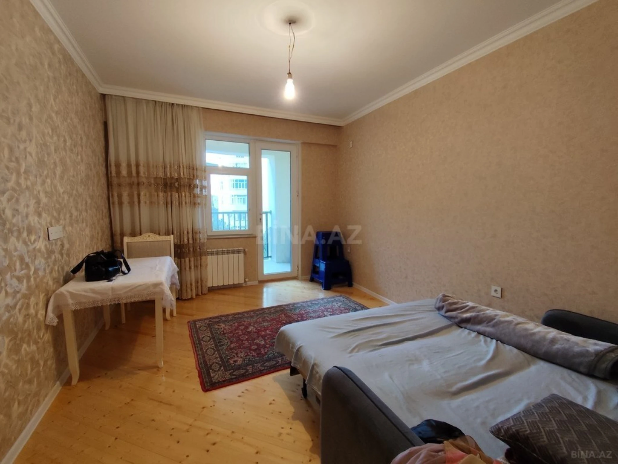 Satılır 1 otaqlı mənzil 53 m²