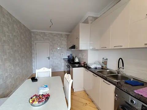 Satılır 1 otaqlı mənzil 53 m²