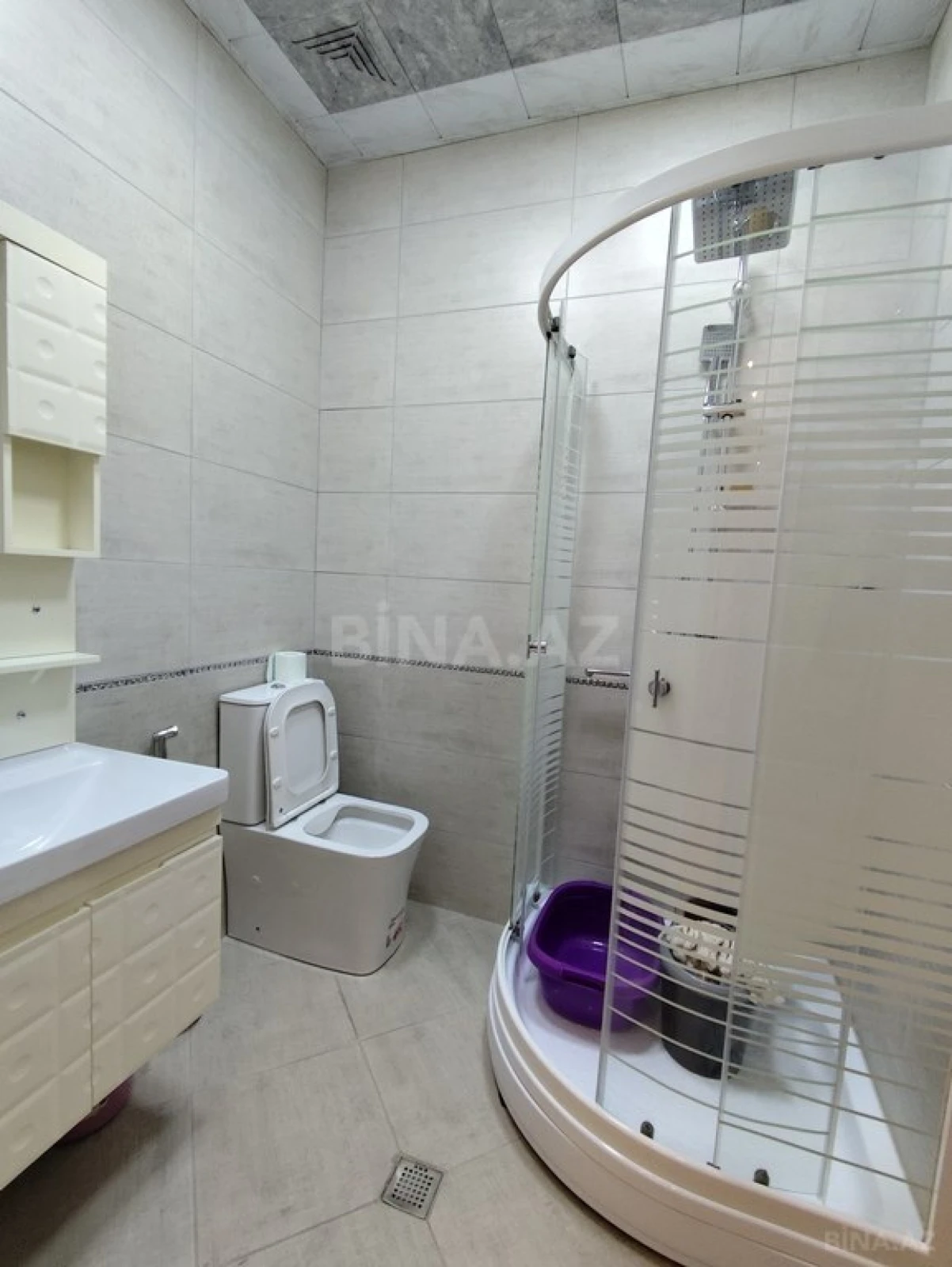 Satılır 1 otaqlı mənzil 53 m²