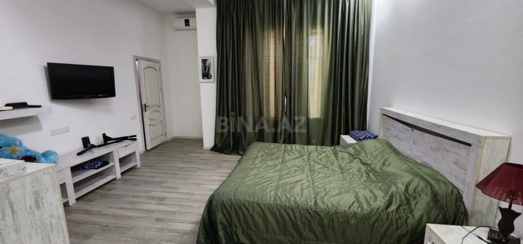 Kirayə verilir 5 otaqlı həyət evi 380 m²