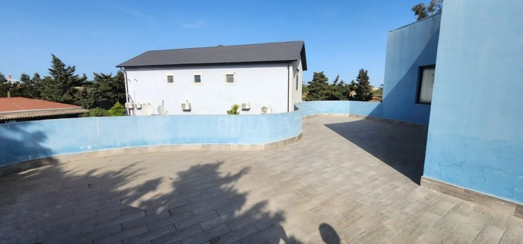 Kirayə verilir 5 otaqlı həyət evi 380 m²