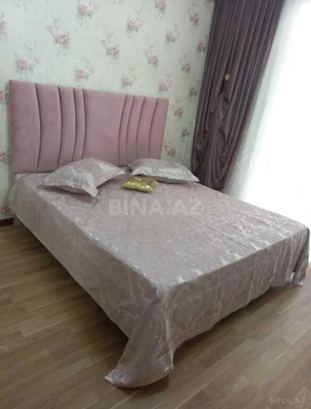 Satılır 4 otaqlı mənzil 105 m²