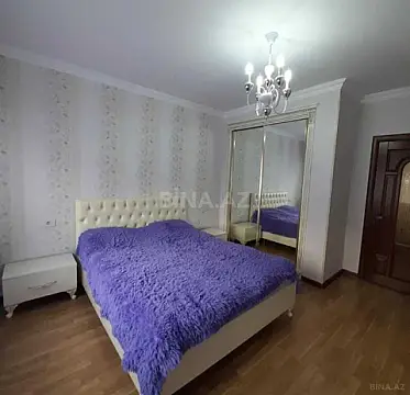 Satılır 4 otaqlı mənzil 105 m²