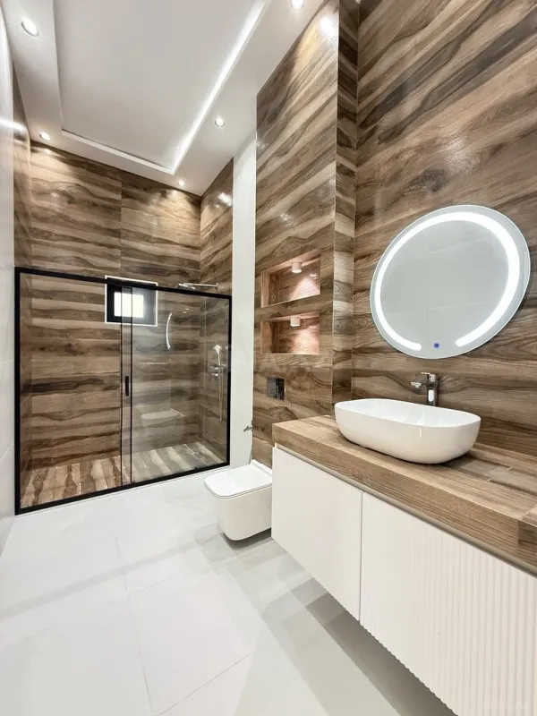 Satılır 5 otaqlı həyət evi 245 m²