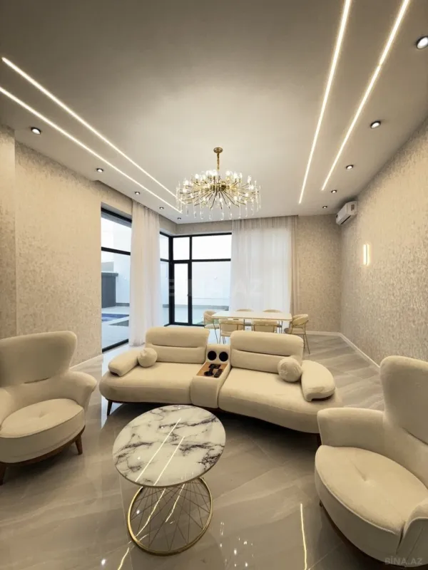 Satılır 5 otaqlı həyət evi 245 m²