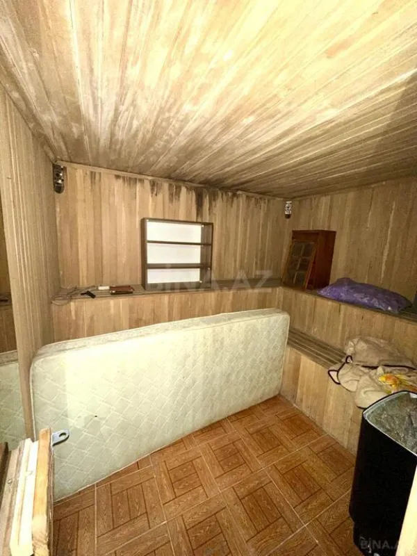 Satılır 16 otaqlı həyət evi 1200 m²