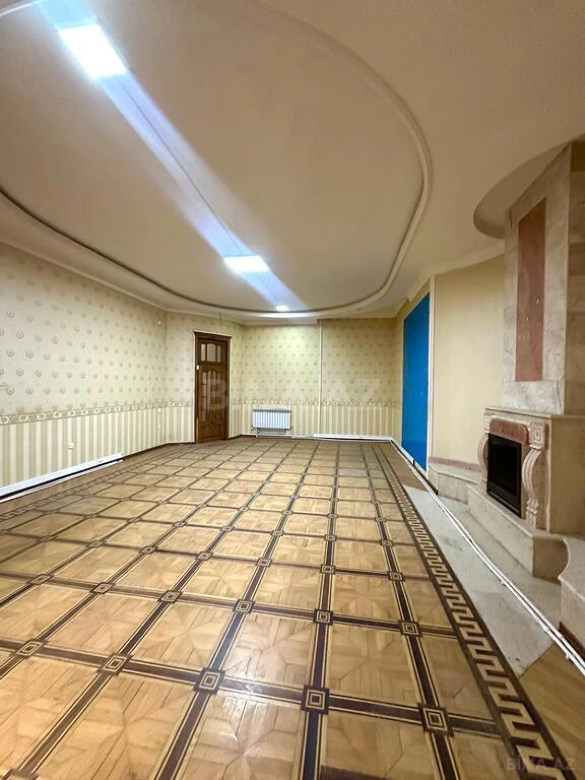 Satılır 16 otaqlı həyət evi 1200 m²