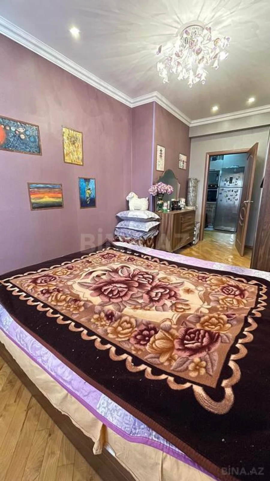 Satılır 4 otaqlı mənzil 107 m²
