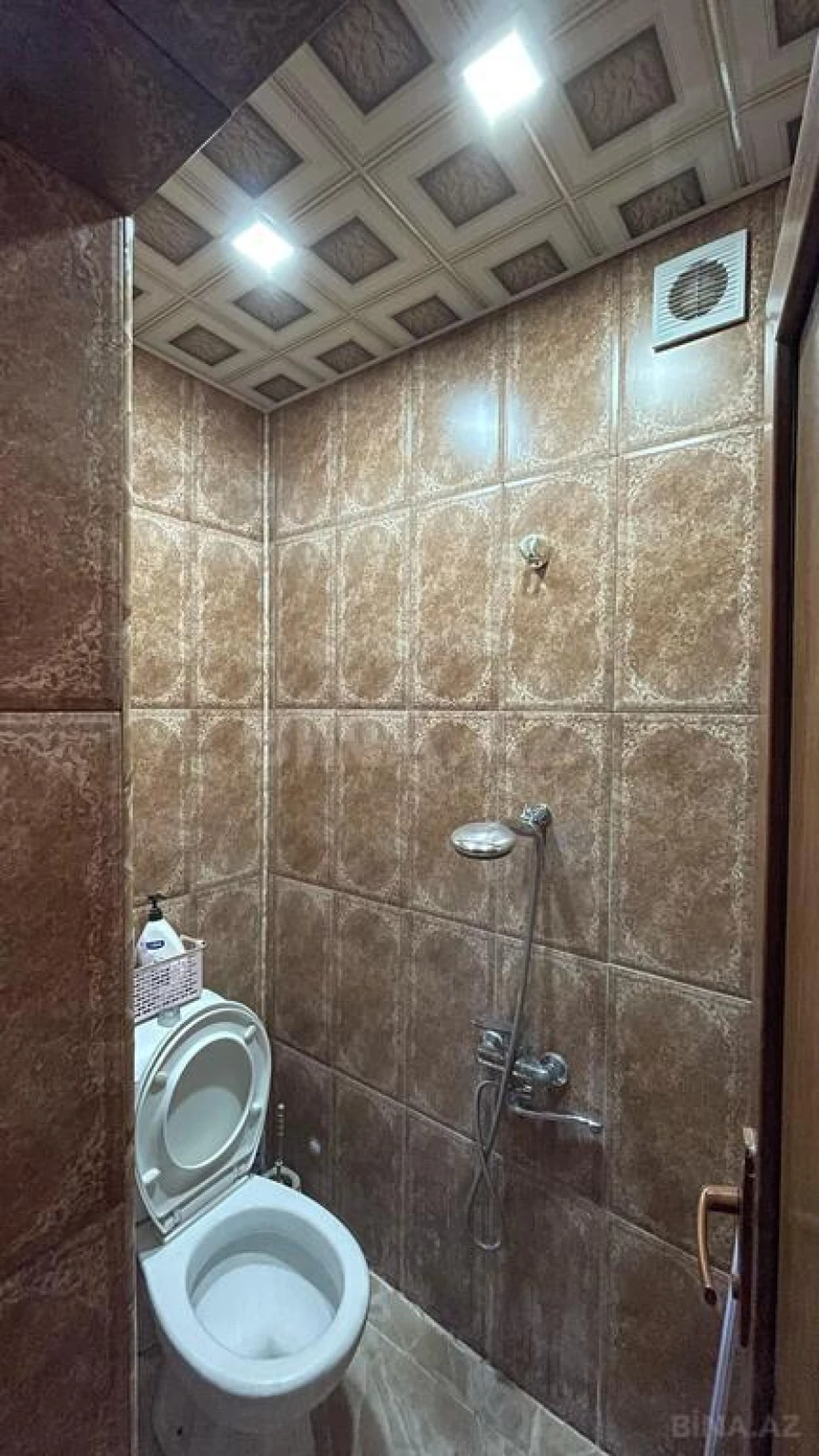 Satılır 4 otaqlı mənzil 107 m²