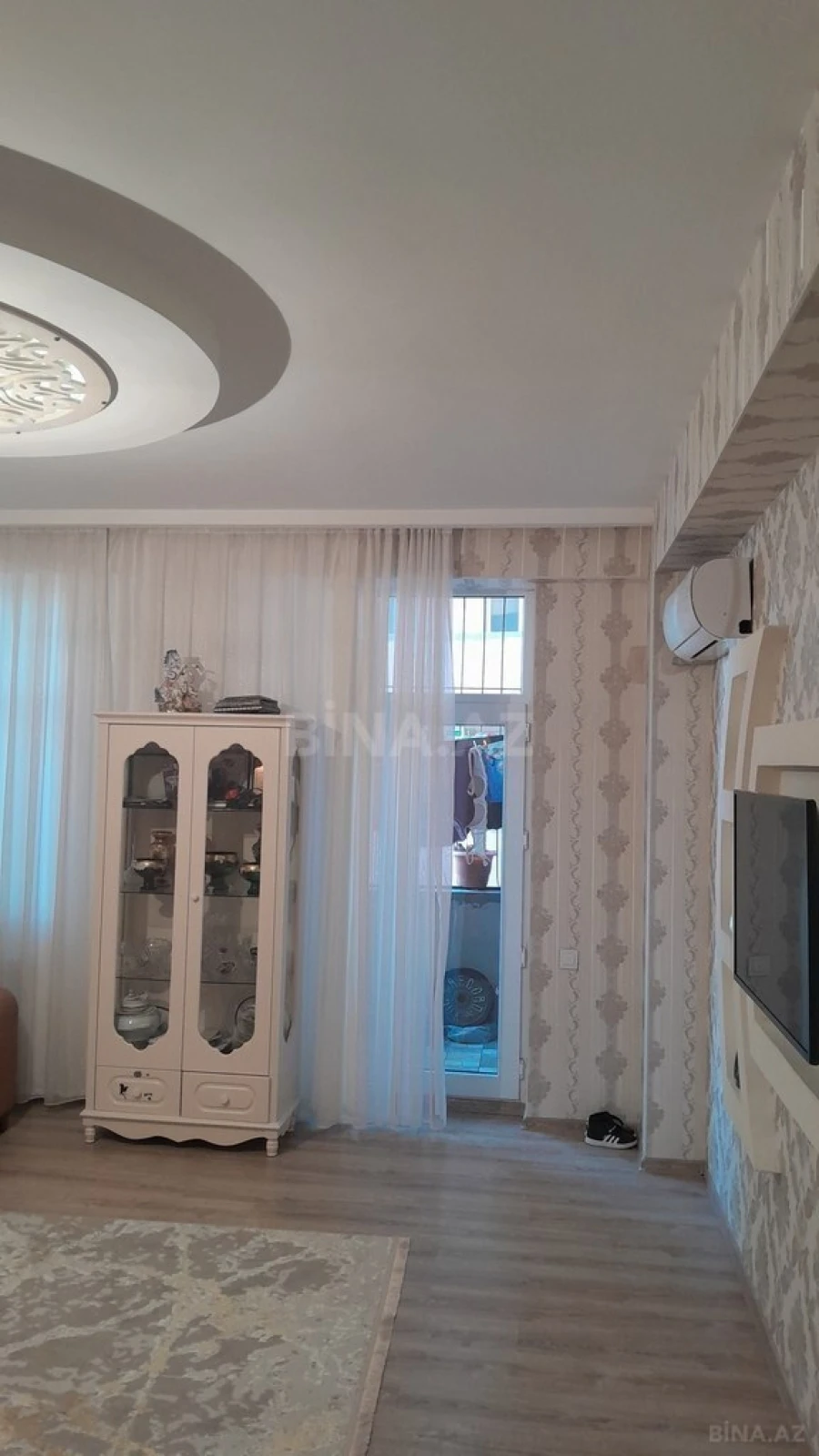 Satılır 3 otaqlı mənzil 106 m²