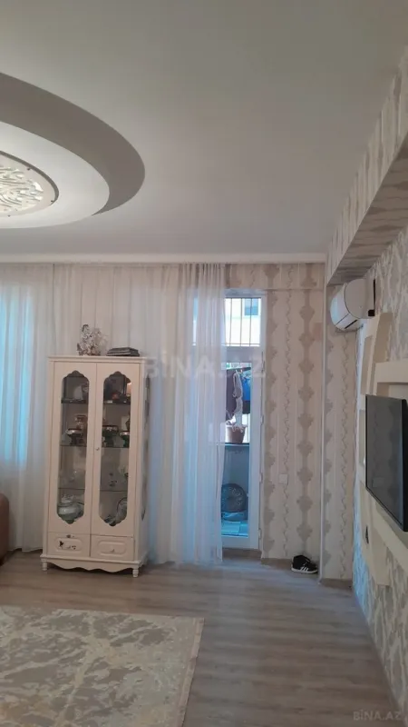 Satılır 3 otaqlı mənzil 106 m²