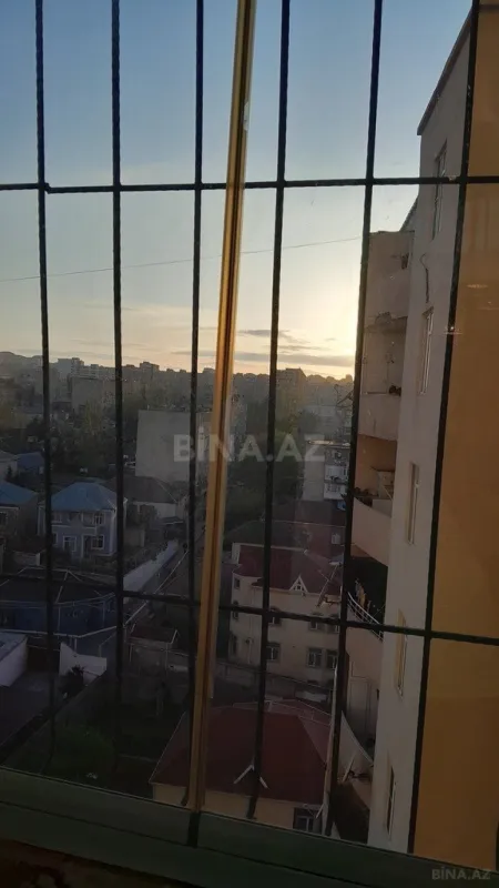 Satılır 3 otaqlı mənzil 106 m²