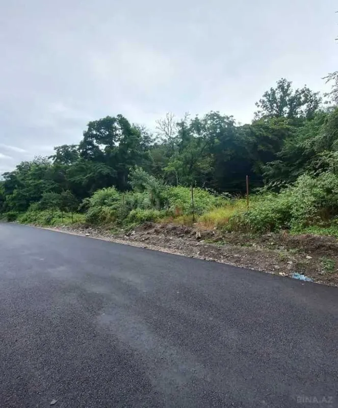 Satılır obyekt 1600 m²