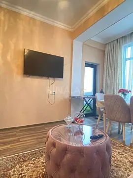 Satılır 2 otaqlı mənzil 56 m²