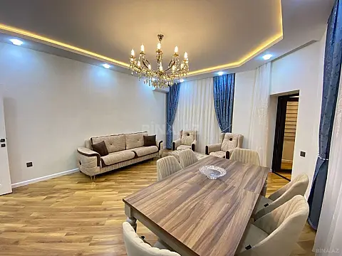 Satılır 3 otaqlı mənzil 136 m²