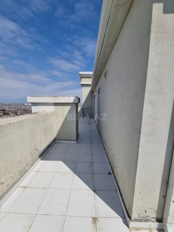 Satılır 6 otaqlı mənzil 340 m²