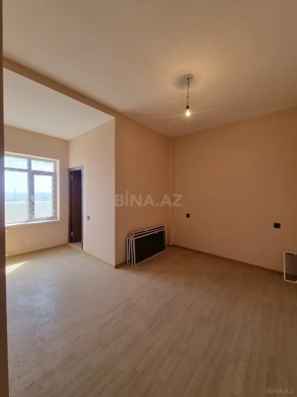 Satılır 6 otaqlı mənzil 340 m²