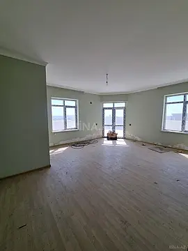 Satılır 6 otaqlı mənzil 340 m²