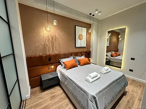 Kirayə verilir 2 otaqlı mənzil 70 m²