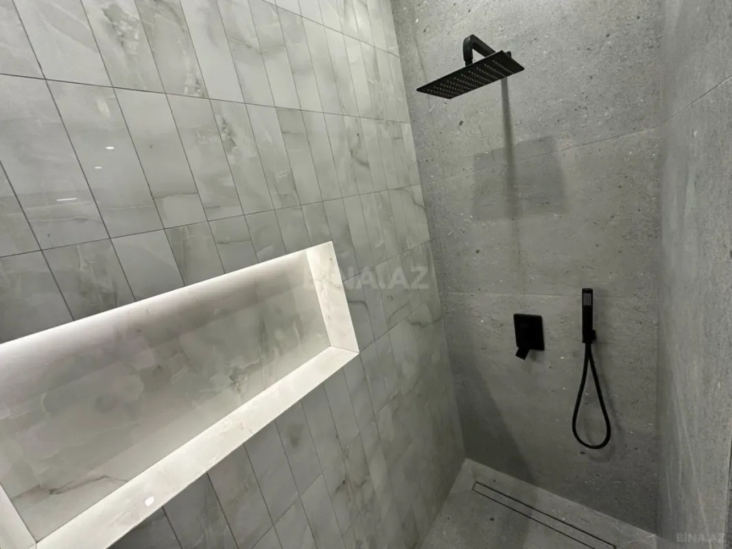 Kirayə verilir 2 otaqlı mənzil 70 m²