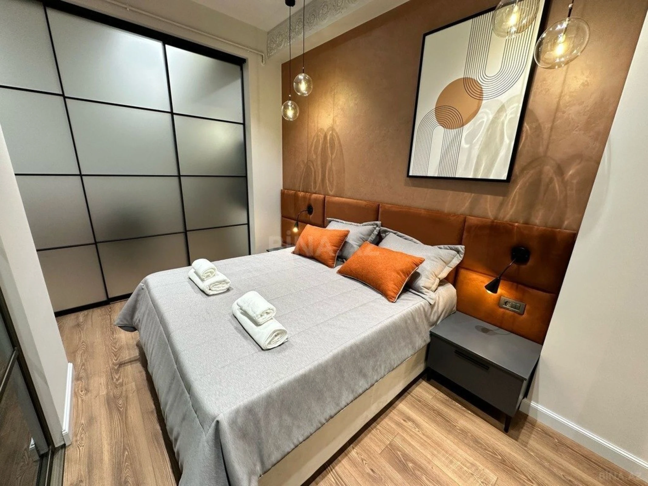 Kirayə verilir 2 otaqlı mənzil 70 m²