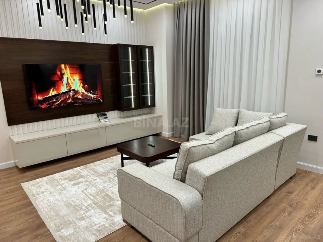 Kirayə verilir 2 otaqlı mənzil 70 m²