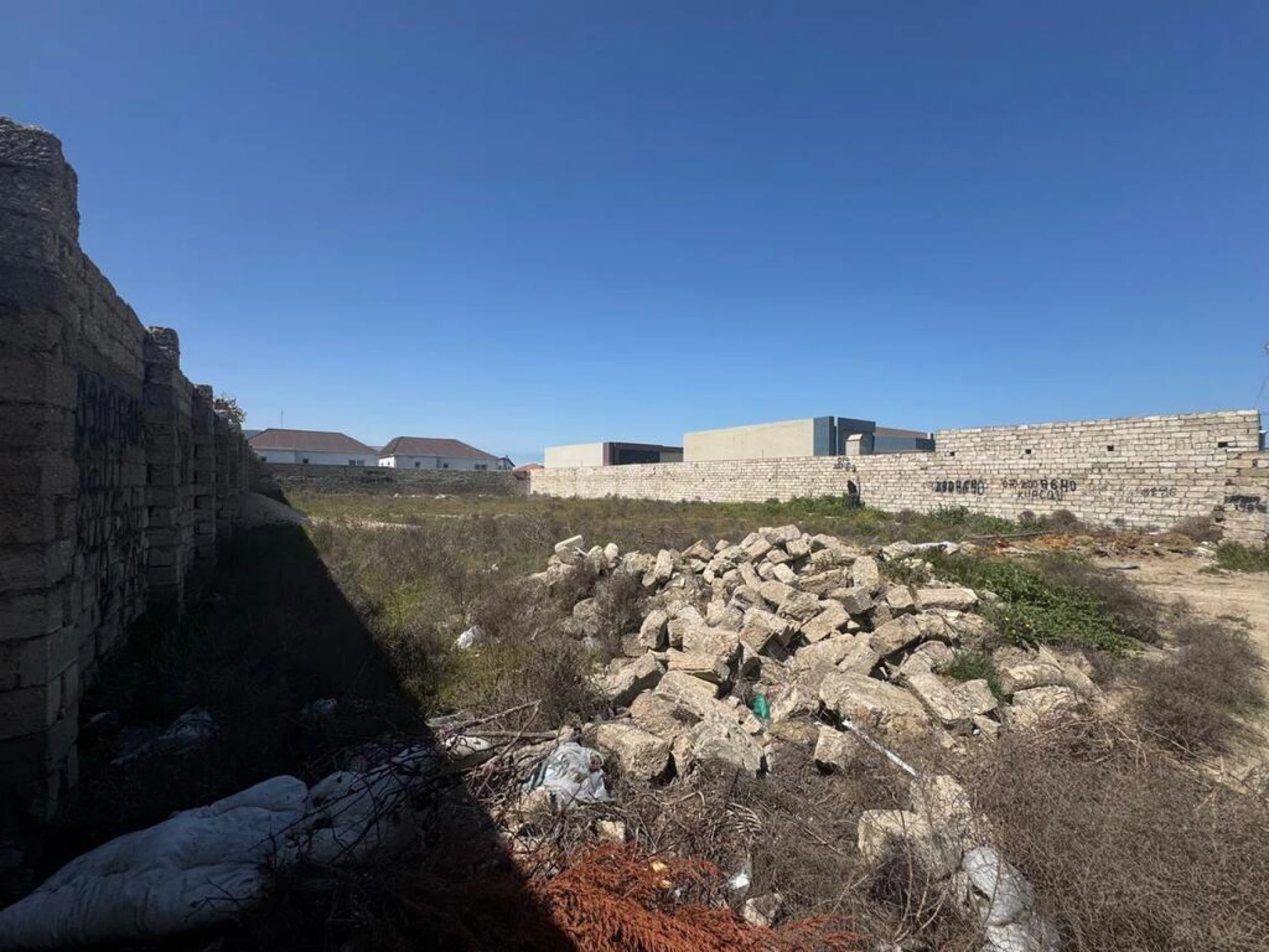 Satılır torpaq sahəsi 12 m²