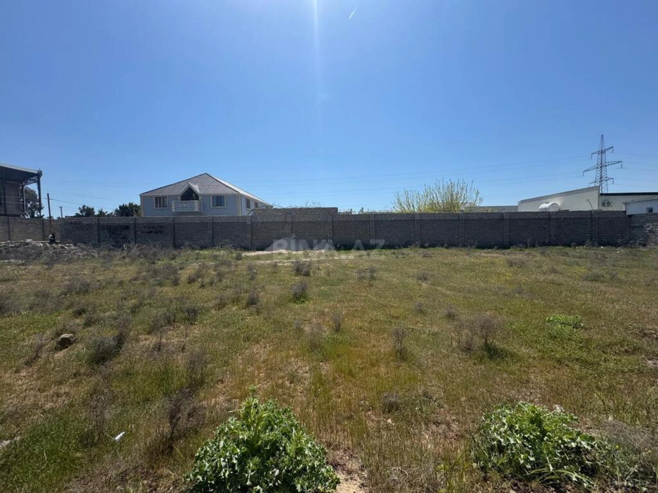 Satılır torpaq sahəsi 12 m²