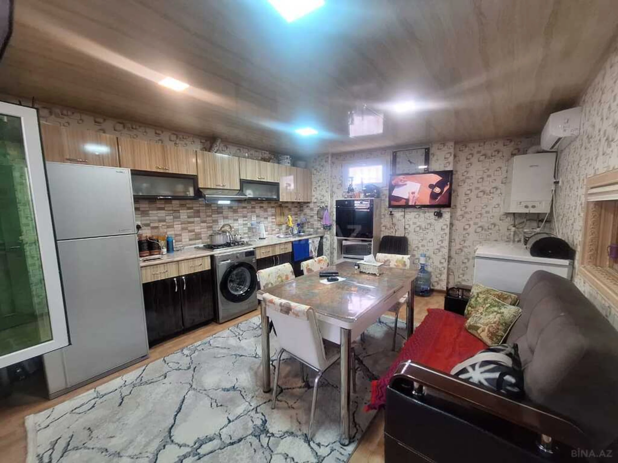 Satılır 4 otaqlı həyət evi 176 m²