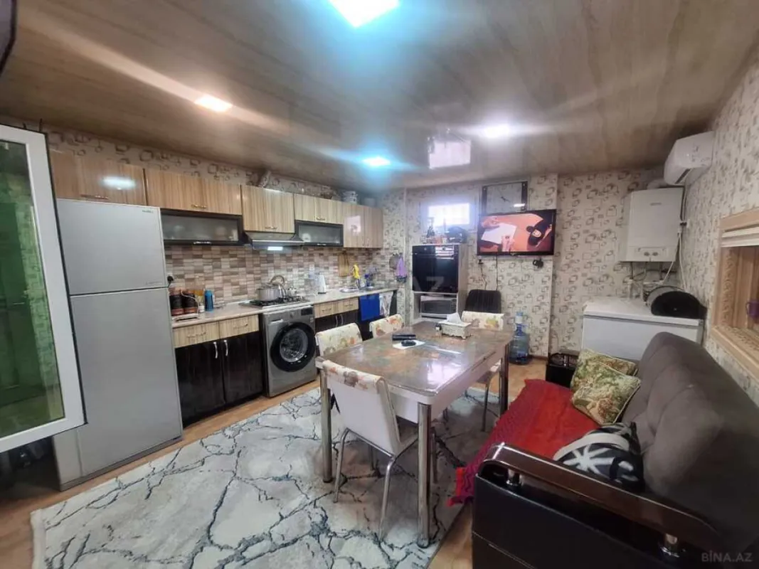 Satılır 4 otaqlı həyət evi 176 m²
