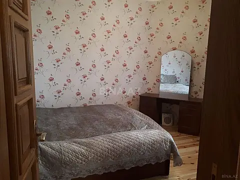 Satılır 3 otaqlı həyət evi 100 m²