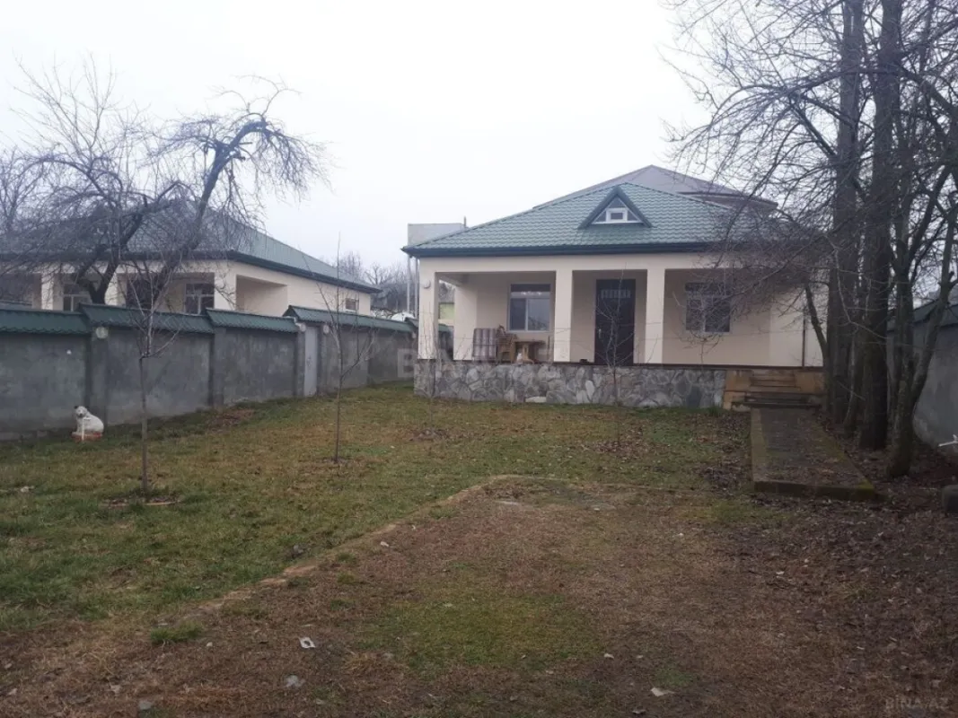 Satılır 3 otaqlı həyət evi 100 m²