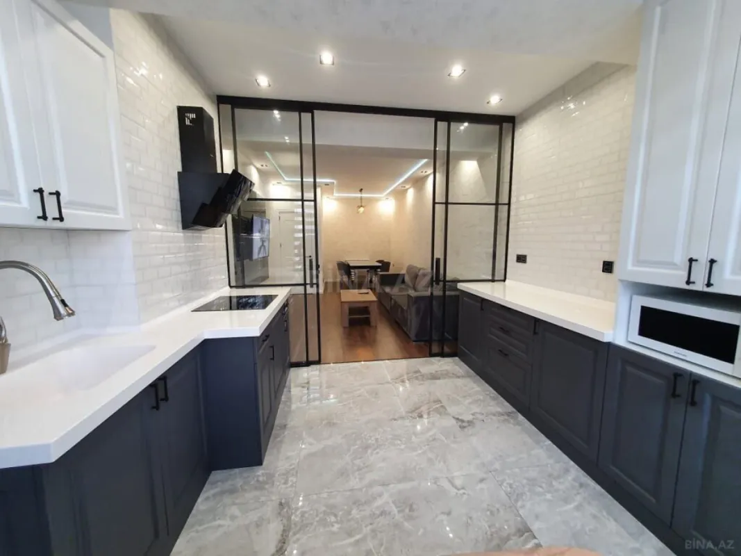 Kirayə verilir 2 otaqlı mənzil 80 m²