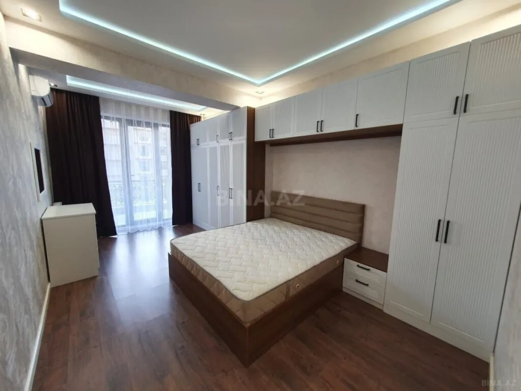 Kirayə verilir 2 otaqlı mənzil 80 m²