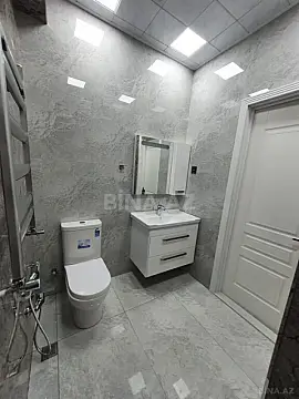 Kirayə verilir 2 otaqlı mənzil 80 m²