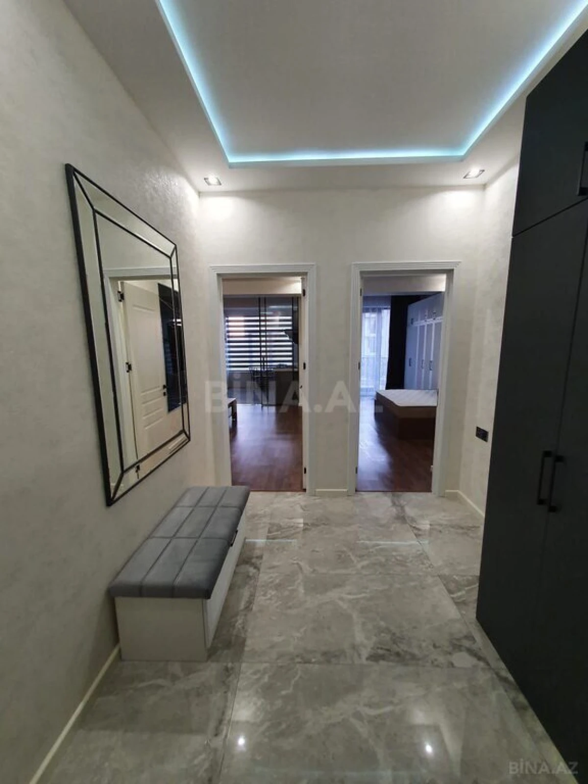 Kirayə verilir 2 otaqlı mənzil 80 m²