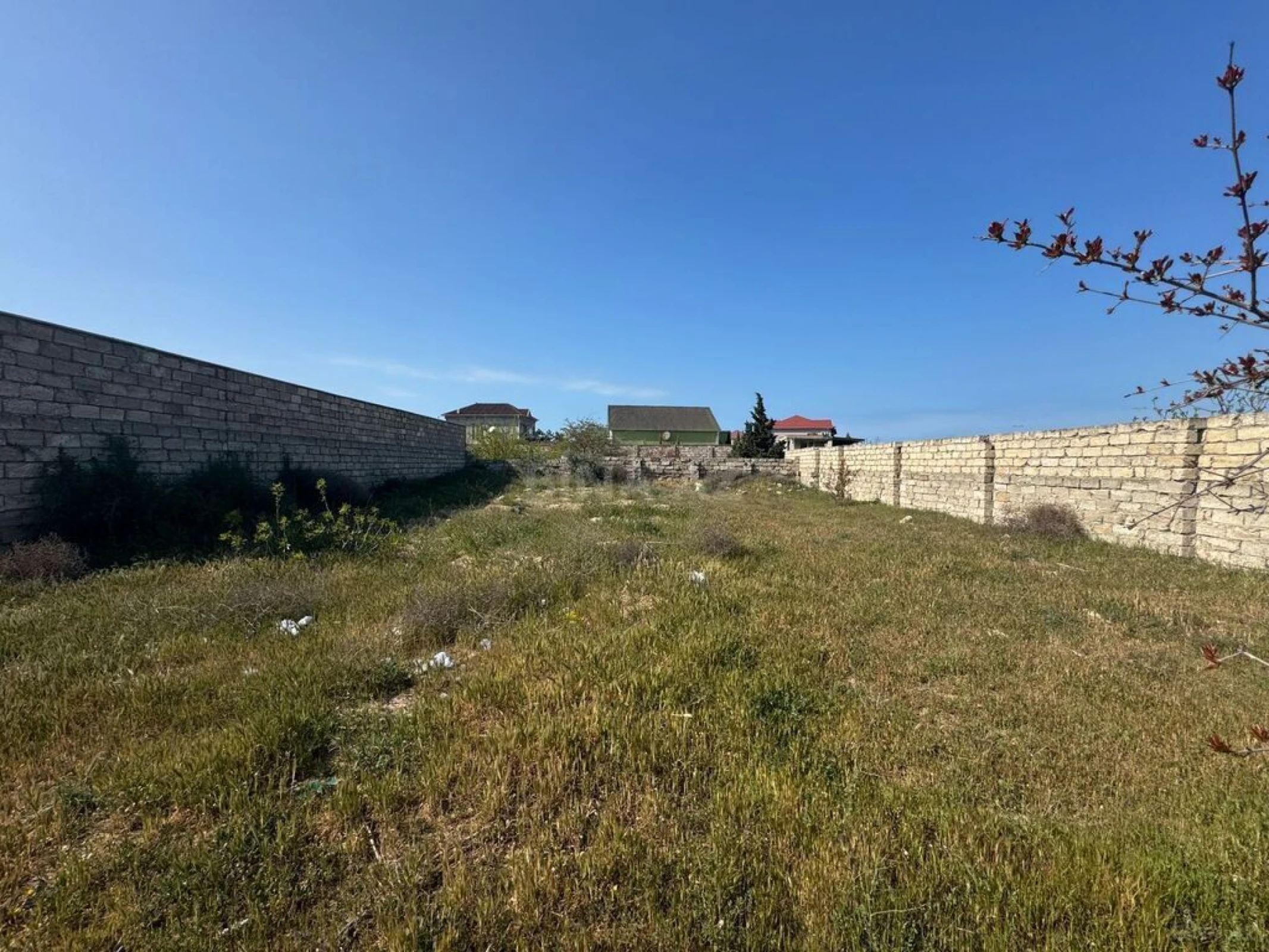 Satılır torpaq sahəsi 14 m²