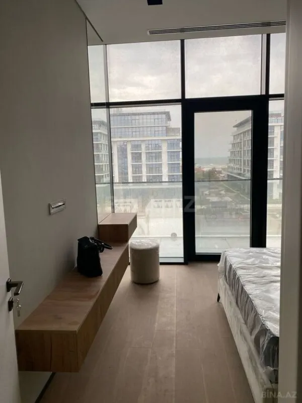Kirayə verilir 2 otaqlı mənzil 80 m²