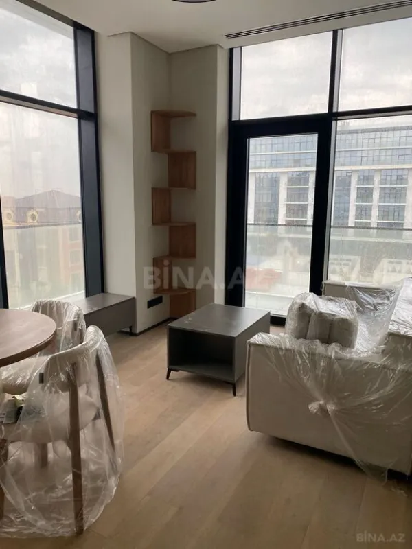 Kirayə verilir 2 otaqlı mənzil 80 m²
