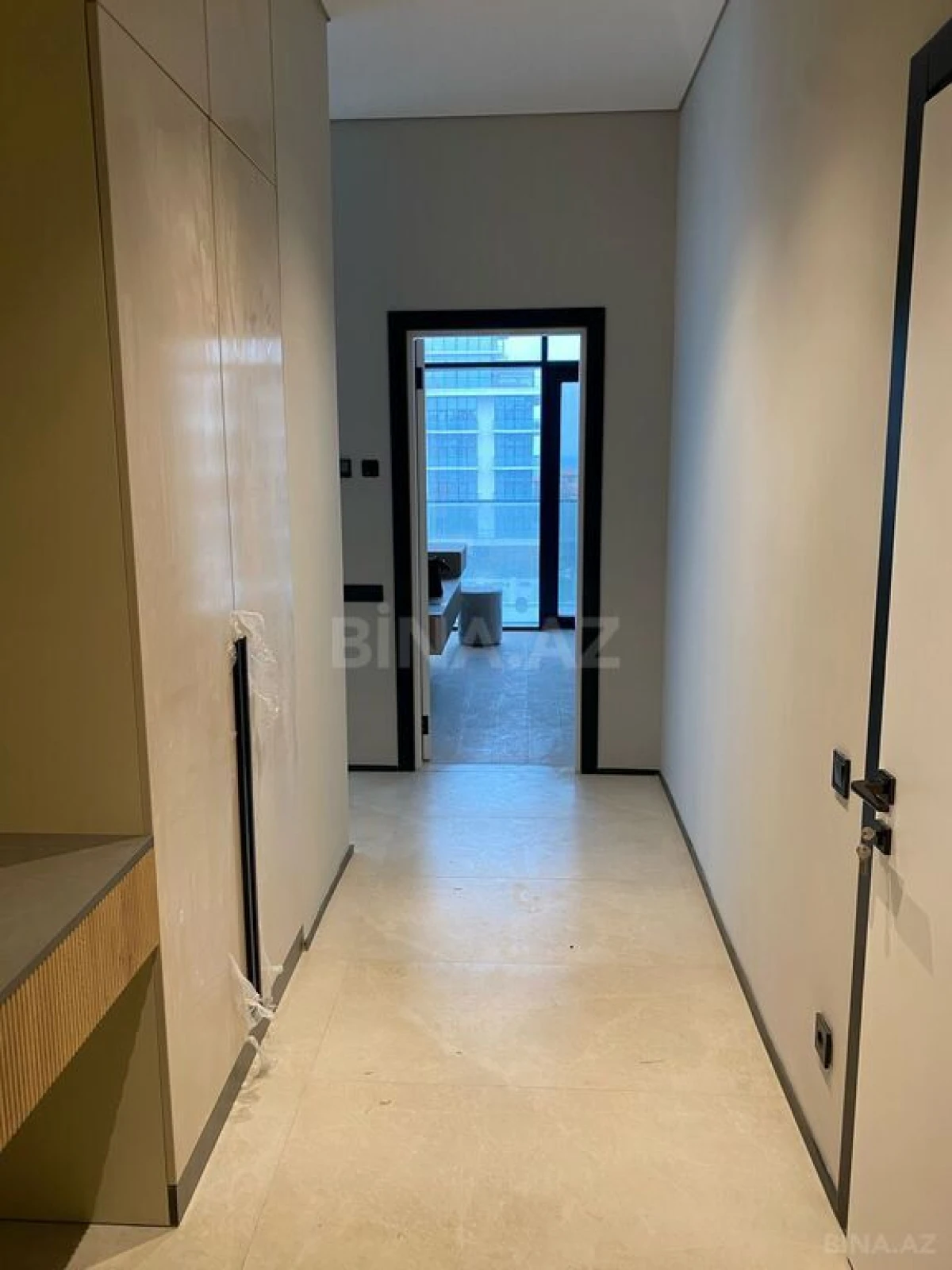 Kirayə verilir 2 otaqlı mənzil 80 m²
