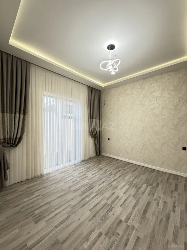 Satılır 4 otaqlı həyət evi 180 m²