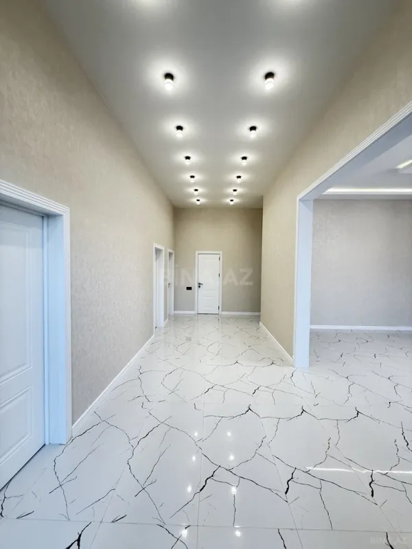 Satılır 4 otaqlı həyət evi 180 m²