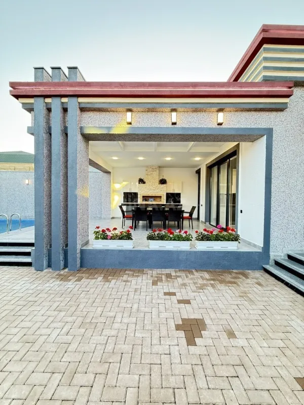 Satılır 4 otaqlı həyət evi 180 m²