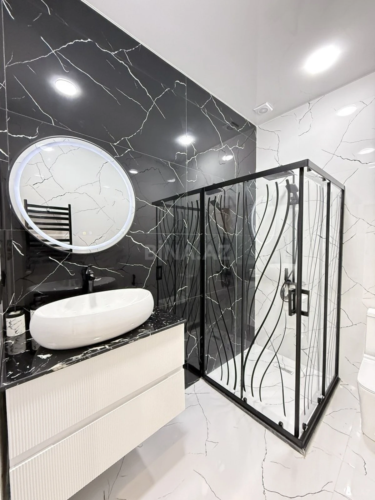 Satılır 4 otaqlı həyət evi 180 m²