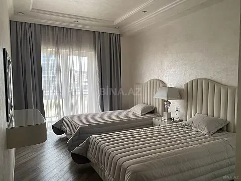 Satılır 3 otaqlı mənzil 147 m²