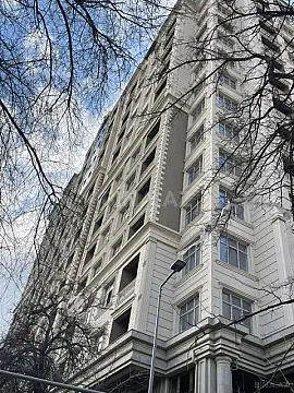 Satılır 4 otaqlı mənzil 150 m² — Bakı 4 otaq 150.00 m²