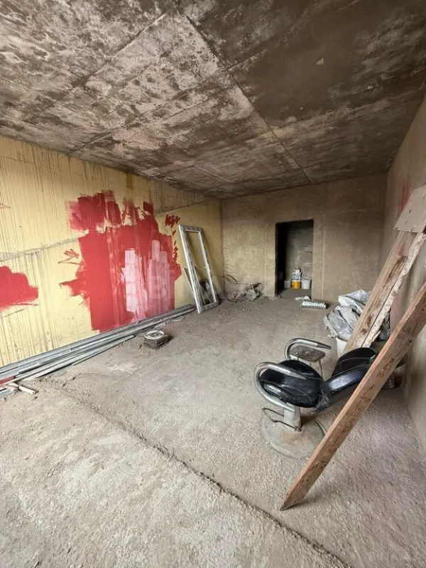 Satılır 4 otaqlı mənzil 150 m²